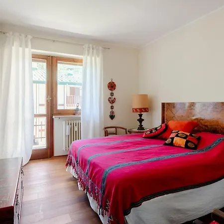 Renovated Two-room With Double Terrace *